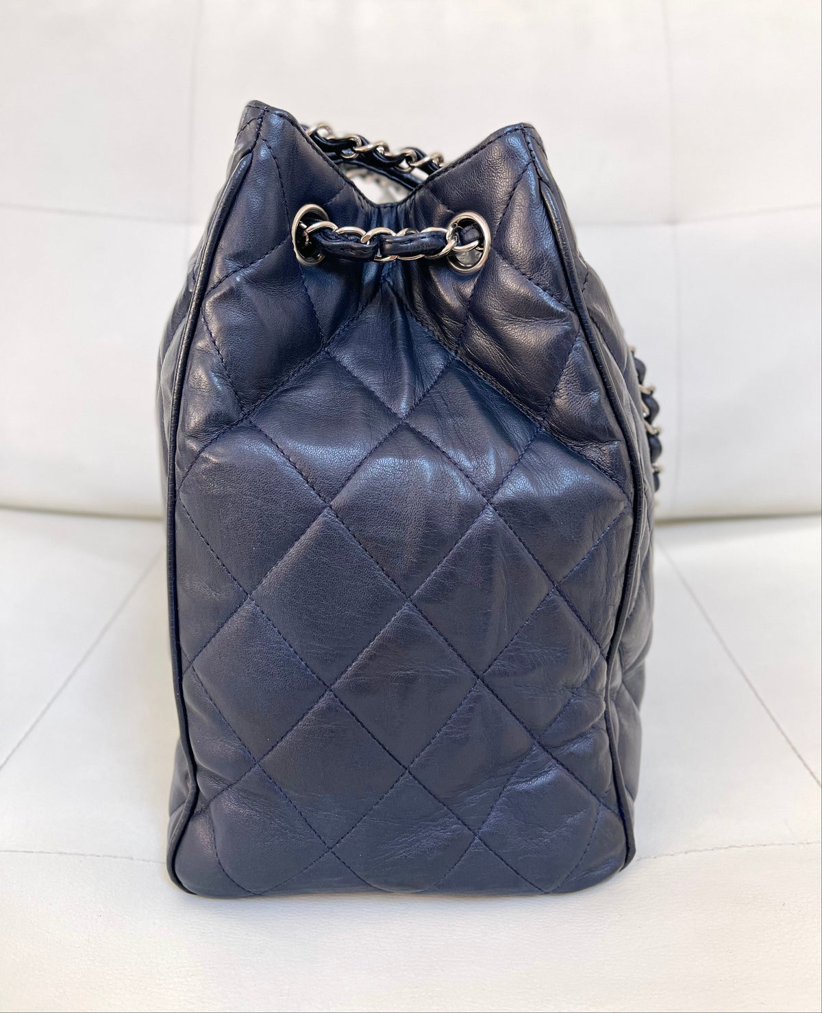 Chanel CC Divine Quilted Chain Tote | Series 12 (2008–2009) | Navy Lambskin & SHW