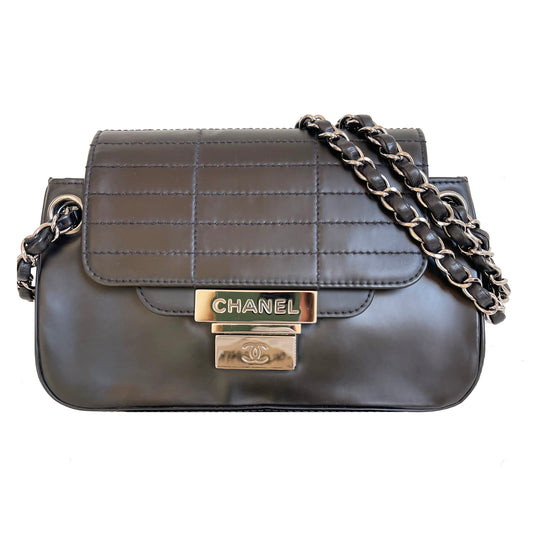 Chanel Accordion Flap Bag | Series 10 (2005-2006) | Black Leather & SHW