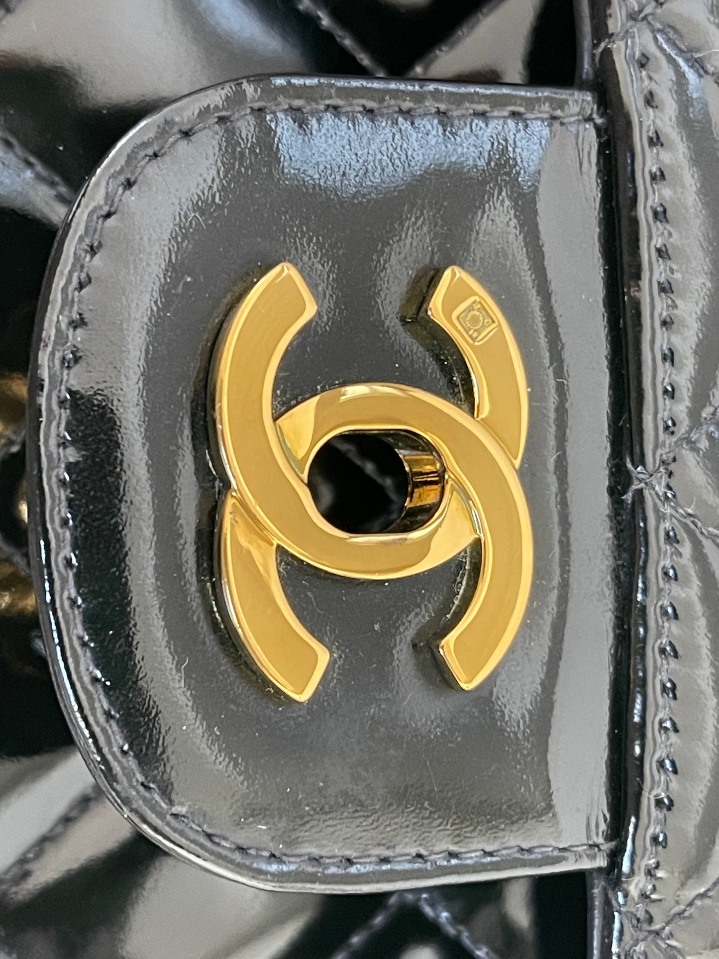 Chanel Classic Timeless Medium Double Flap | Series 3 (1994-1996) | Black Patent Leather & 24-Karat GHW
