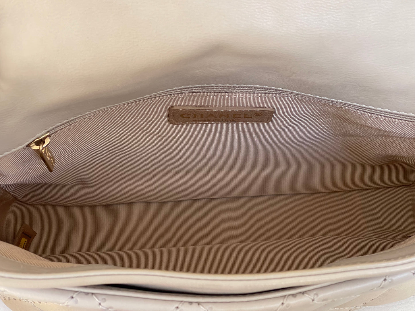 Chanel Ultimate Stitch Retro Flap Bag | Series 15 (2011-2012) | Champagne Beige Quilted Calfskin & GHW