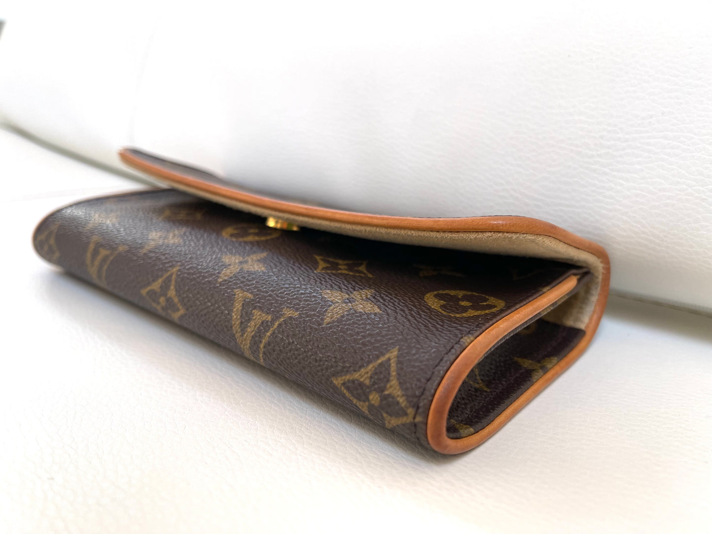 Louis Vuitton Twin PM Pochette Monogram Canvas | Shoulder clutch bag