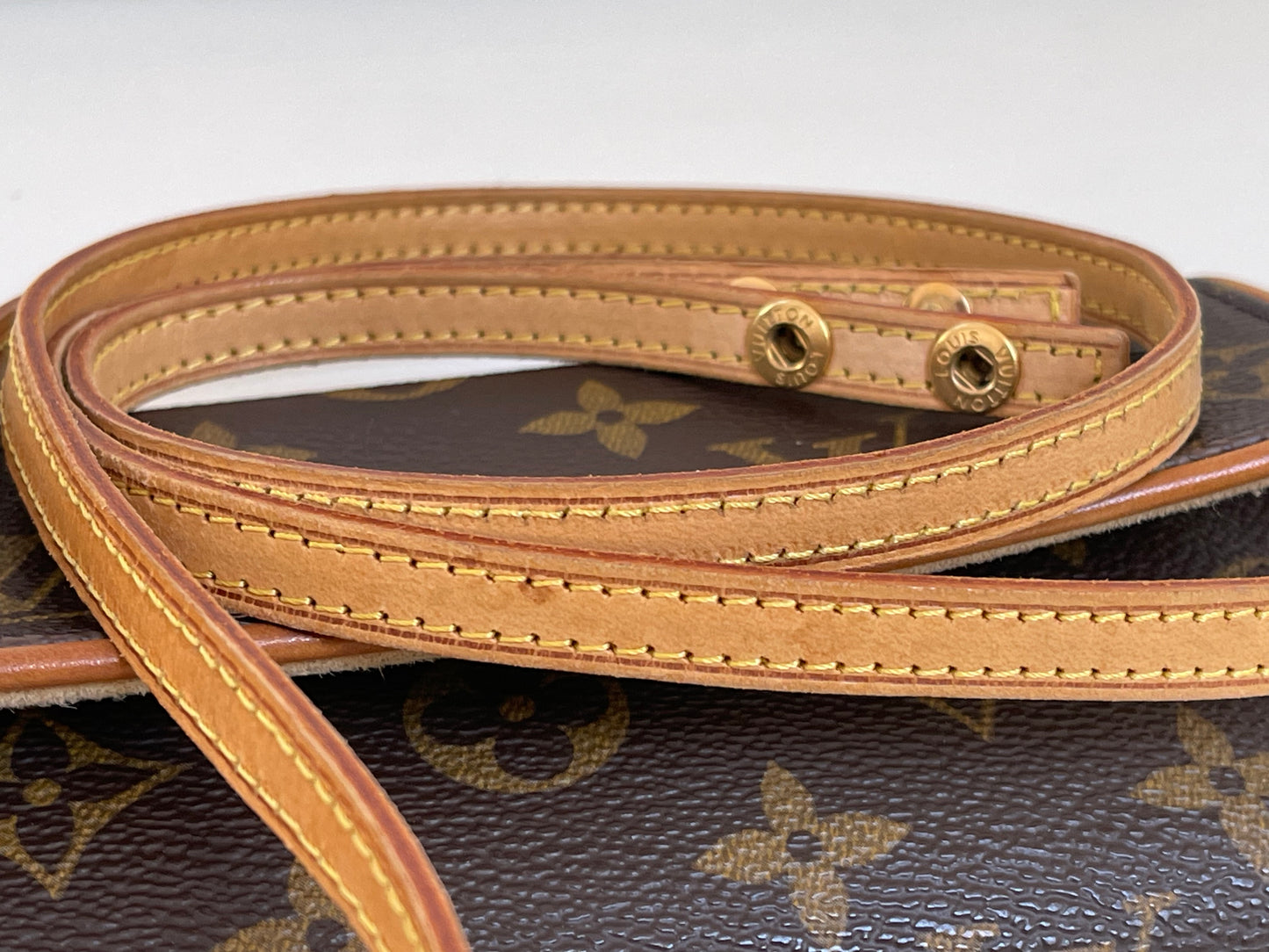 Louis Vuitton Twin PM Pochette Monogram Canvas | Shoulder clutch bag