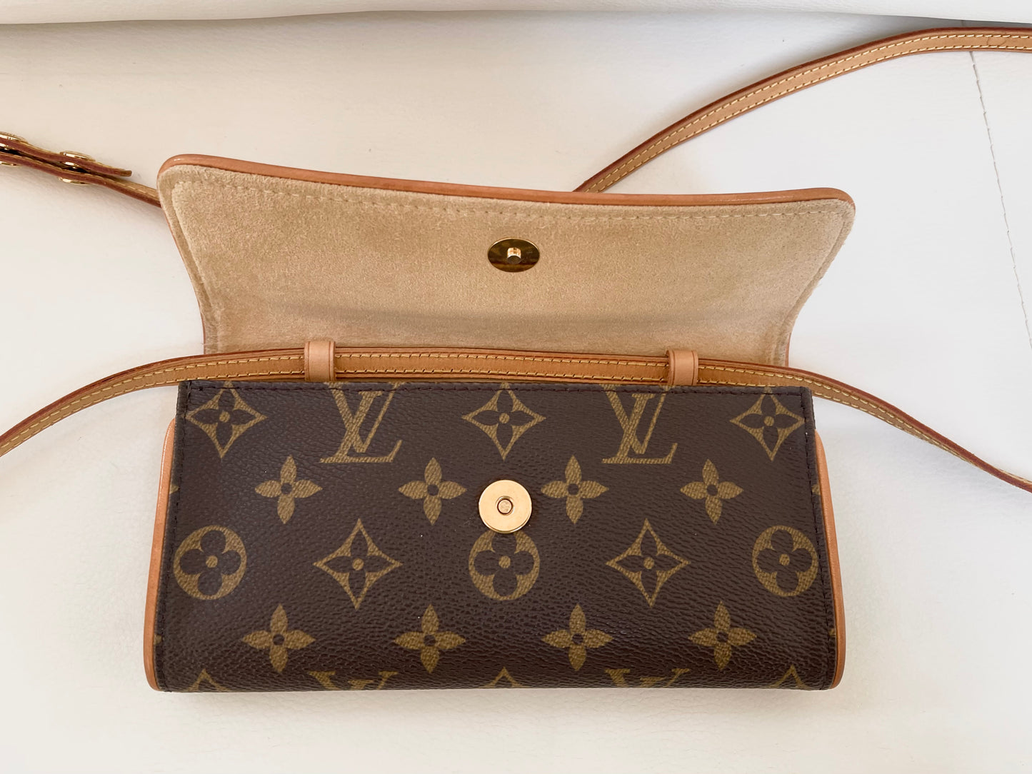 Louis Vuitton Twin PM Pochette Monogram Canvas | Shoulder clutch bag