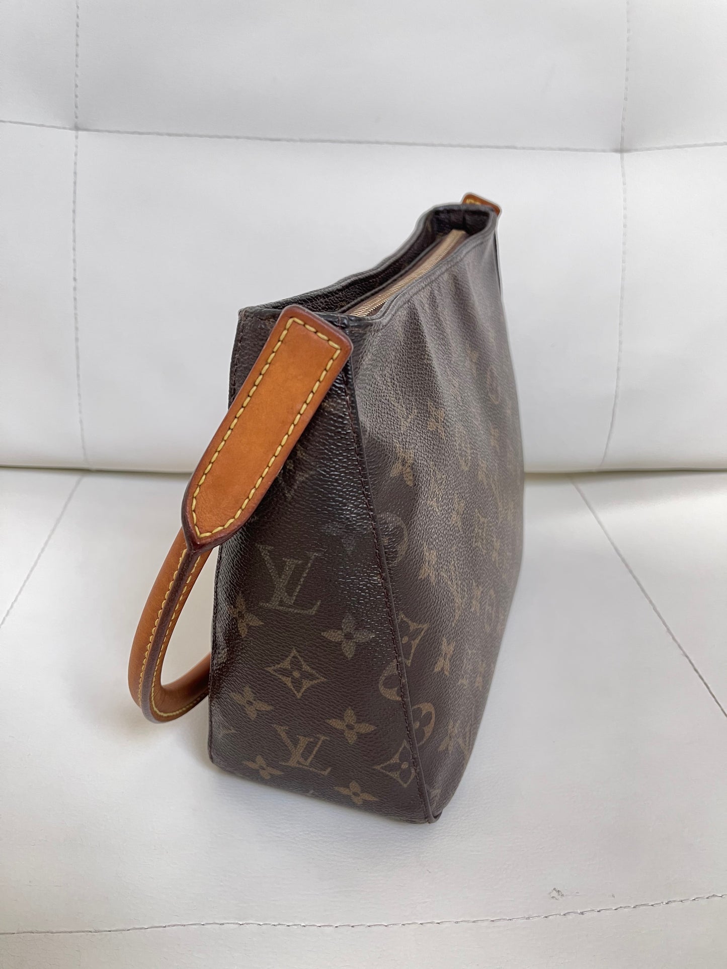 Louis Vuitton Vintage Looping MM Shoulder Bag Monogram Canvas