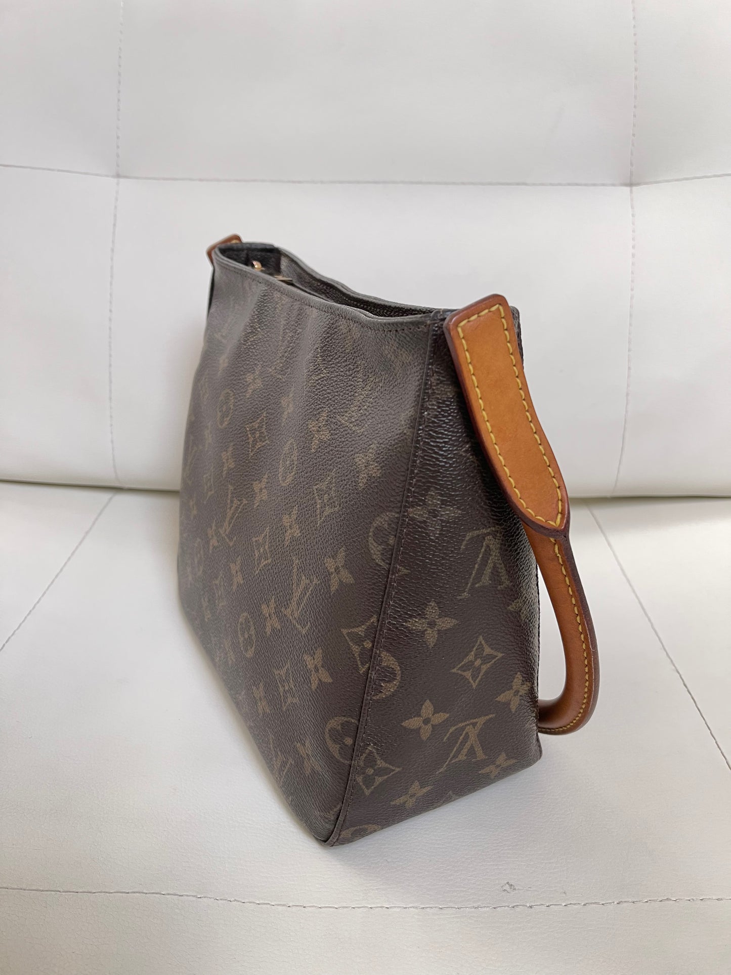 Louis Vuitton Vintage Looping MM Shoulder Bag Monogram Canvas
