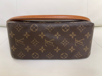 Louis Vuitton Vintage Looping MM Shoulder Bag Monogram Canvas