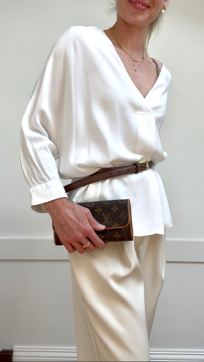Louis Vuitton Twin PM Pochette Monogram Canvas | Shoulder clutch bag