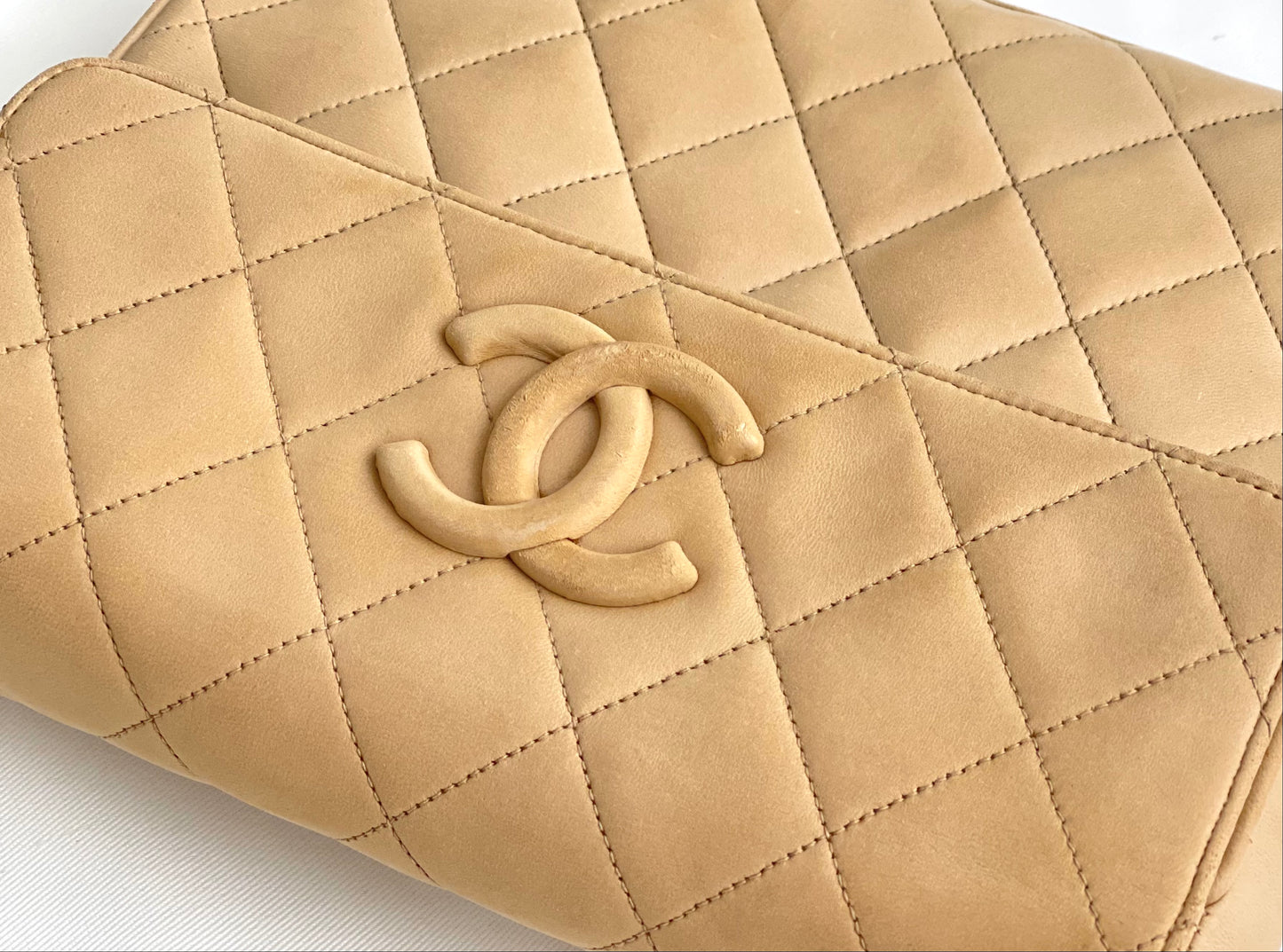 Chanel Quilted Classic Camera Single Flap Bag | Series 2 (1991-1994) | Sand Beige Lambskin