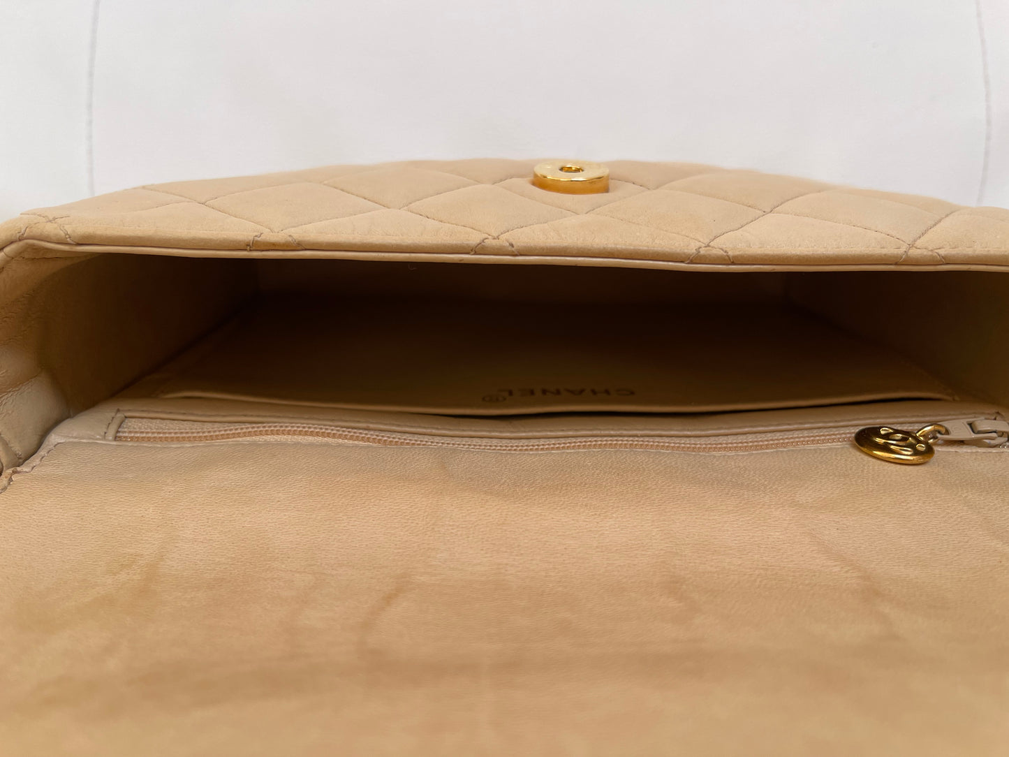 Chanel Quilted Classic Camera Single Flap Bag | Series 2 (1991-1994) | Sand Beige Lambskin