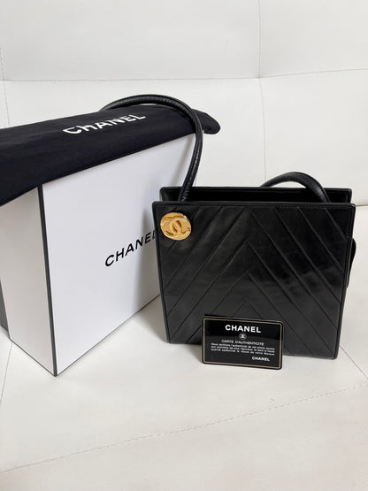 Chanel Chevron (V-Stitch) Quilted CC medallion Zip Bag | Series 18 (2013-2014) | Black Lambskin & GHW