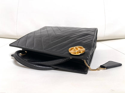 Chanel Chevron (V-Stitch) Quilted CC medallion Zip Bag | Series 18 (2013-2014) | Black Lambskin & GHW