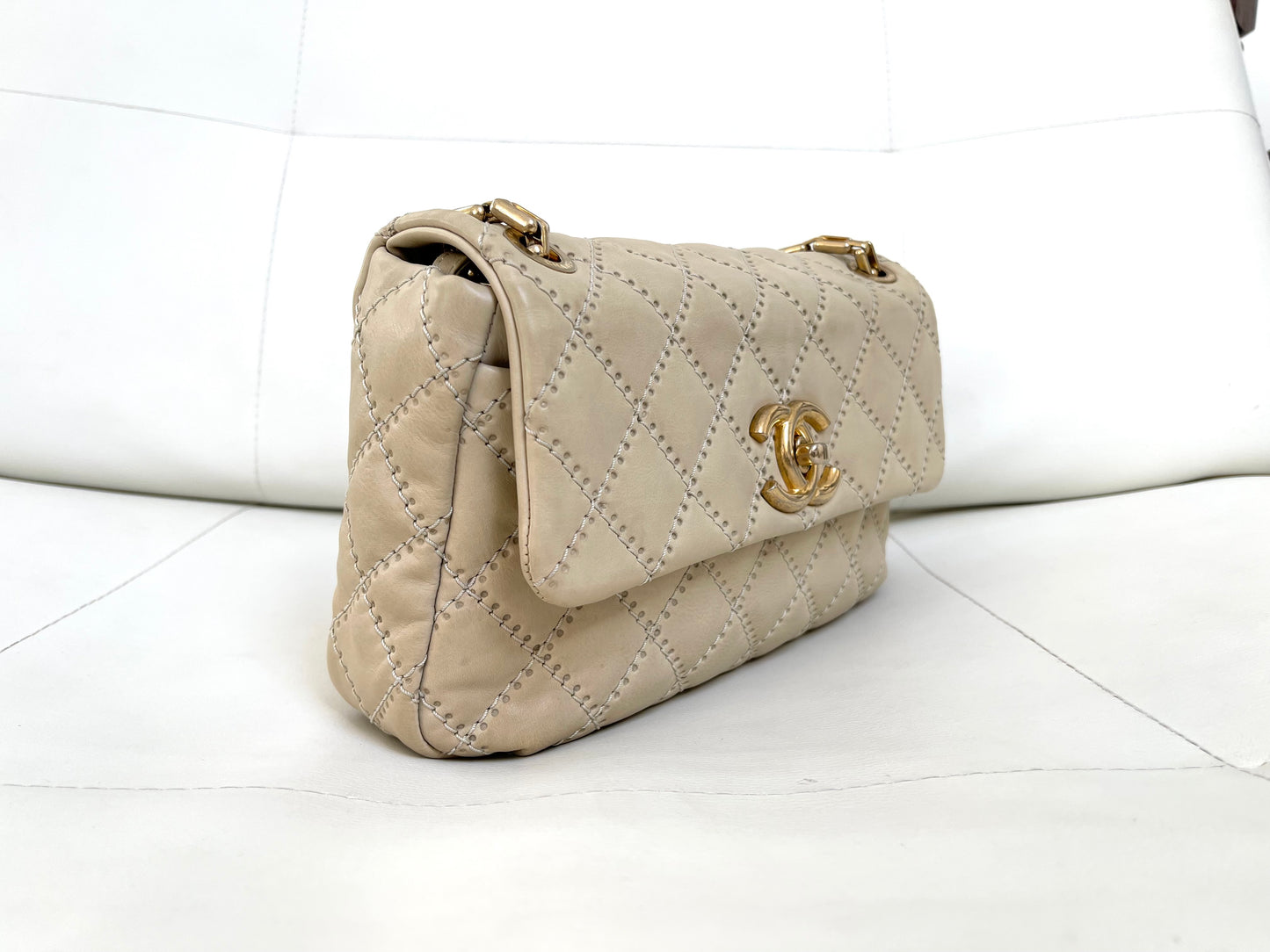 Chanel Ultimate Stitch Retro Flap Bag | Series 15 (2011-2012) | Champagne Beige Quilted Calfskin & GHW