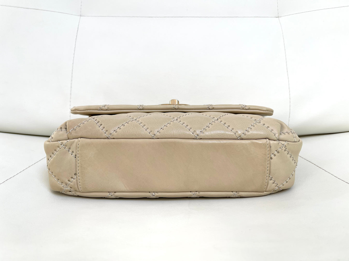 Chanel Ultimate Stitch Retro Flap Bag | Series 15 (2011-2012) | Champagne Beige Quilted Calfskin & GHW