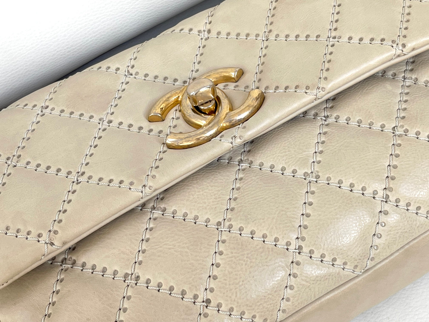 Chanel Ultimate Stitch Retro Flap Bag | Series 15 (2011-2012) | Champagne Beige Quilted Calfskin & GHW