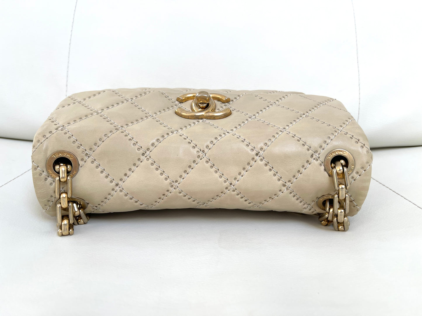 Chanel Ultimate Stitch Retro Flap Bag | Series 15 (2011-2012) | Champagne Beige Quilted Calfskin & GHW
