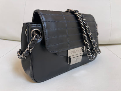 Chanel Accordion Flap Bag | Series 10 (2005-2006) | Black Leather & SHW