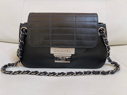 Chanel Accordion Flap Bag | Series 10 (2005-2006) | Black Leather & SHW