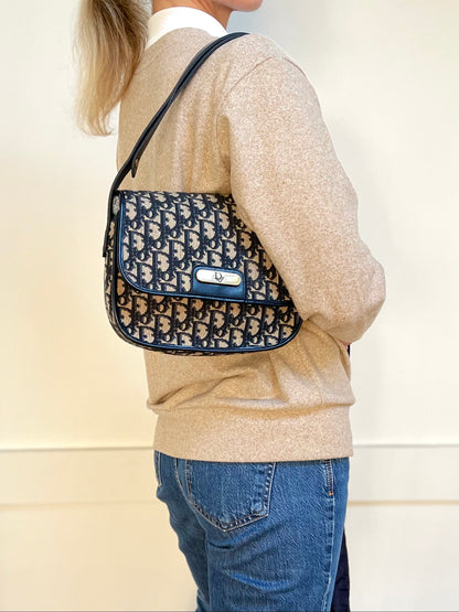 Dior Oblique Vintage Shoulder Bag worn short on shoulder