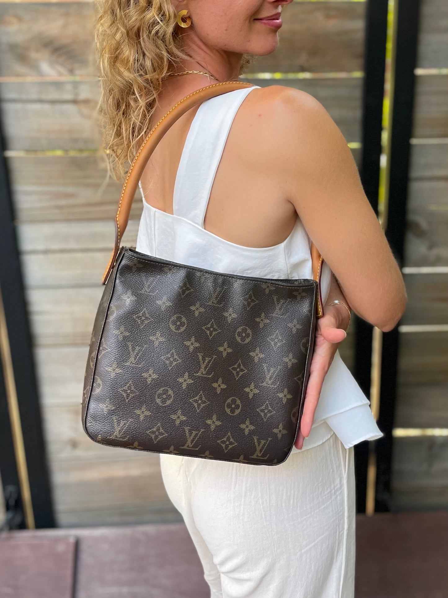 Louis Vuitton Vintage Looping MM Shoulder Bag Monogram Canvas